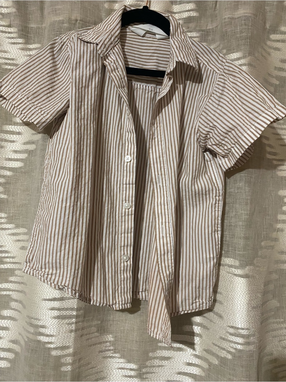 Kids Short-Sleeve Button-Up Shirt in Beige & White Stripe